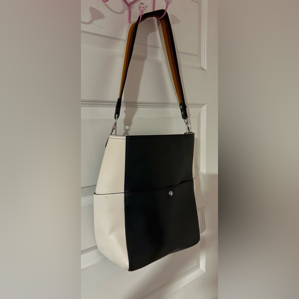 Elegant Black and Cream Shoulder Bag